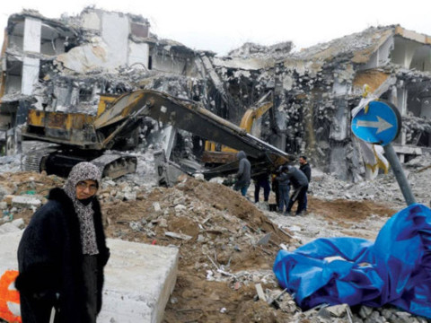 تقرير صادم : أكثر من 70 % من الوحدات السكنية في غزة باتت غير صالحة للسكن