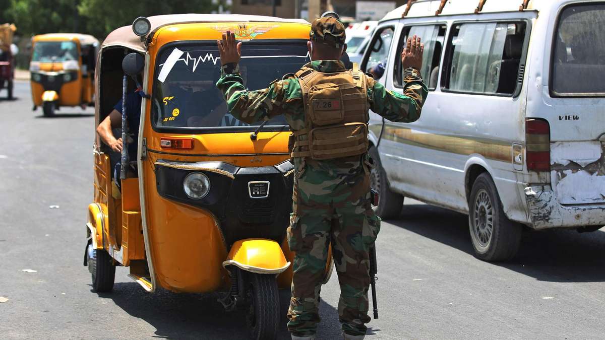 وزير الصحة: نتمنى أن يكون هناك حظر صحي شامل وليس أمنياً فقط