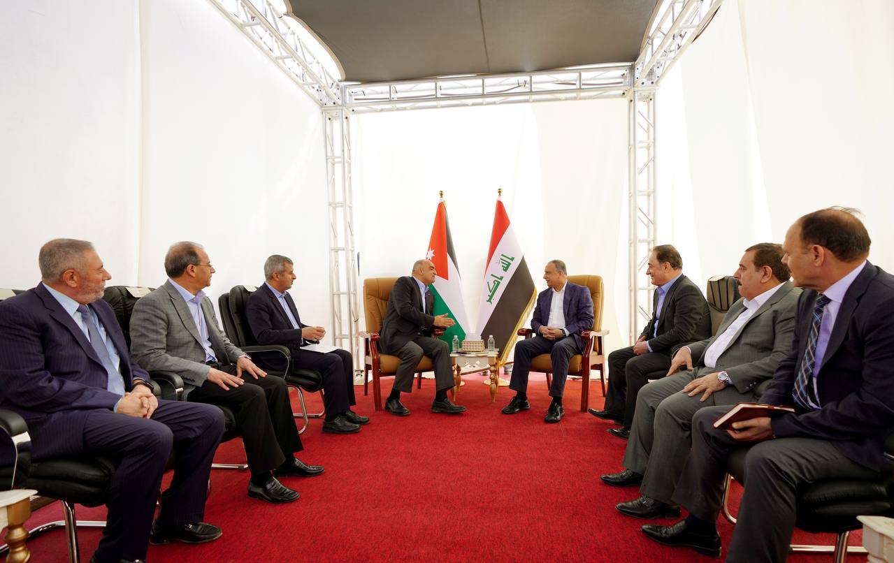 الكاظمي عن الربط الكهربائي العراقي-الأردني: من شأنه أن يؤمّن مسار تبادل الطاقة بين البلدين (صور)