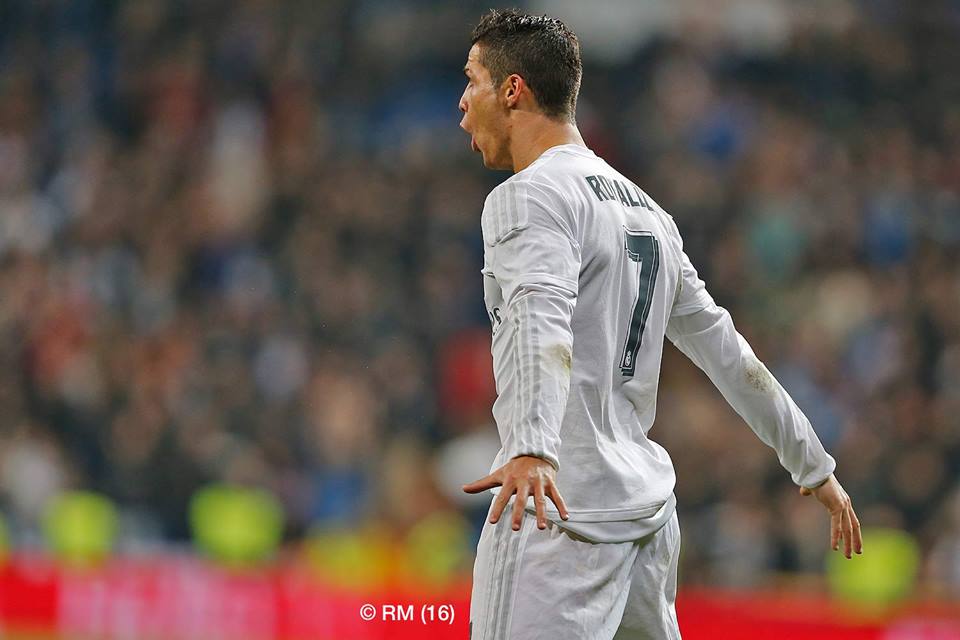 بالرقم 29 .. رونالدو يواصل "هوايته" المفضلة في الليغا