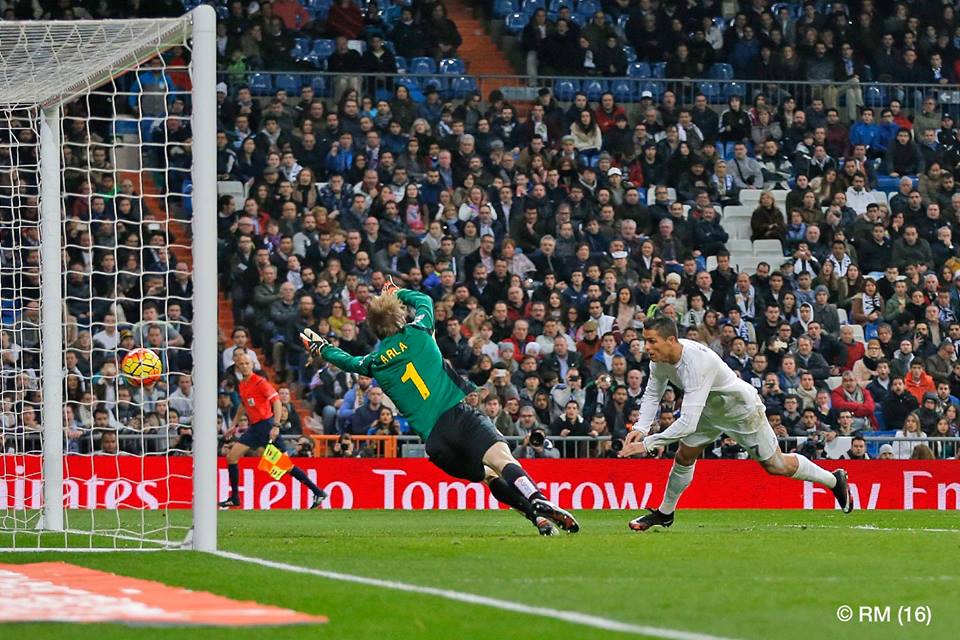 بالصور: ريال مدريد يقسو على اسبانيول ويتغلب عليه بنتيجه ثقيله