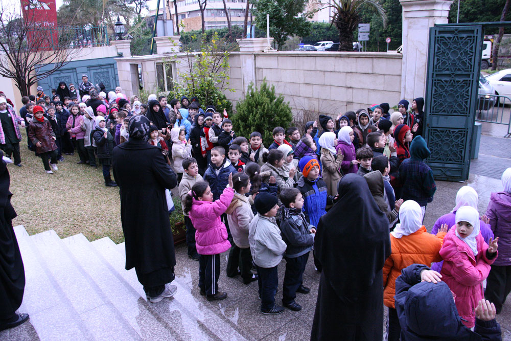 مجلس النجف يمنح 200 الف دينار للطلبة الموهوبين والمتعففين