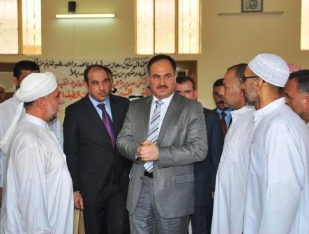 رافع العيساوي يعلن استقالته كوزير للمالية امام المتظاهرين في الفلوجة