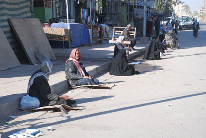 "مسطر" للمتسولين بمركز كربلاء (مصور)