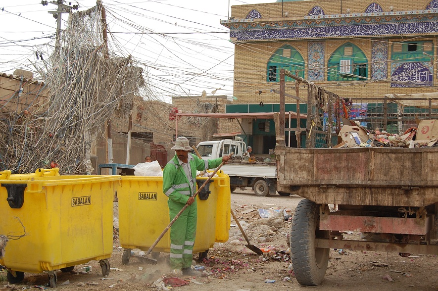 بلدية كربلاء:لاجدوى اقتصادية بالشركة الاماراتية وما تعمله بـ 11 مليار نحن نعمله باربع مليارات ؟!!(مصور)