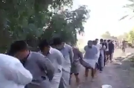 الجيش العراقي يلقي القبض على مجموعة من عناصر تنظيم داعش ومن المتعاونين معهم بالقرب من الفلوجة