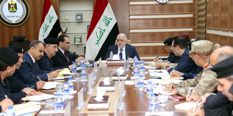 بالصور: العبادي يدعو من مقر وزارة الداخلية إلى عدم "تسييس" الجهاز الأمني