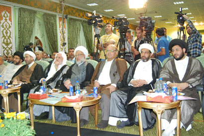 كربلاء:رئيس ديوان الوقف الشيعي يفتتح الاسبوع القرآني بالعتبة الحسينية (مصور)