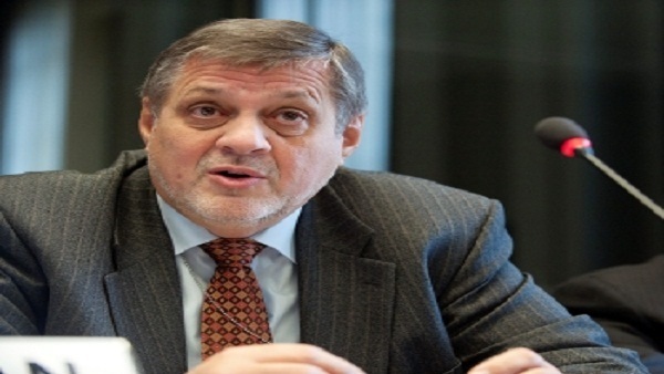 ممثل بان كي مون يصل النجف وسيلتقي بالمرجع السيستاني