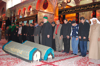 كربلاء :تشييع لشهيدين سعوديين قتلا بعبوة ناسفة على طريق سامراء (مصور)