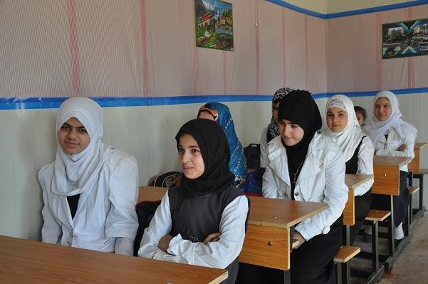 بالصور اوضاع الطلبة النازحين في بابل