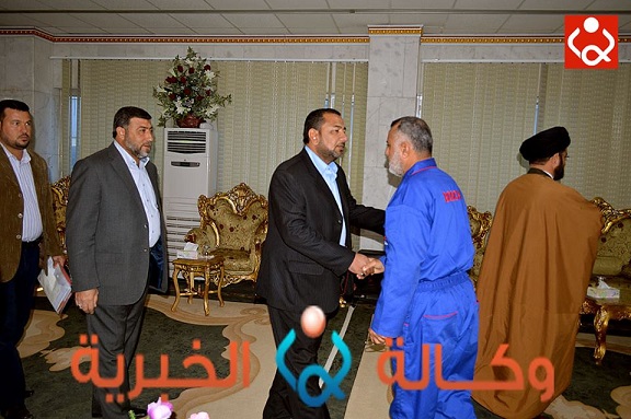 وفد العتبة الحسينية المقدسة يلتقي محافظ ميسان من اجل الاتفاق على اقامة عدة مشاريع خدمية فيها(مصور)