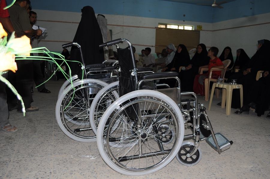 صحة كربلاء : توزيع (335) كرسي متحرك لكبار السن و(62) للأطفال و(280) كرسي تواليت متحرك وثابت عام 2014
