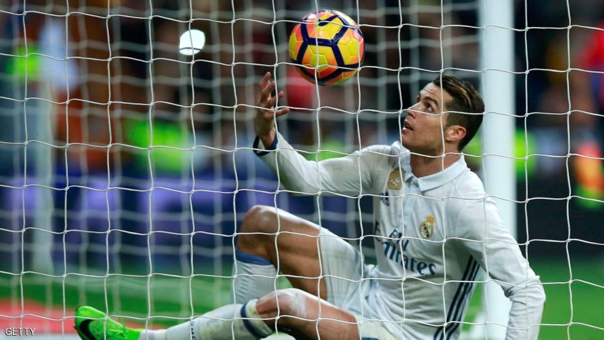 رونالدو يقود انتفاضة متأخرة لريال مدريد
