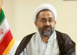 وزير الامن الايراني خلال زيارته للعمرة ينتقد امام جمعة المسجد الحرام ويعتبر اسرائيل وراء تفجيرات سوريا