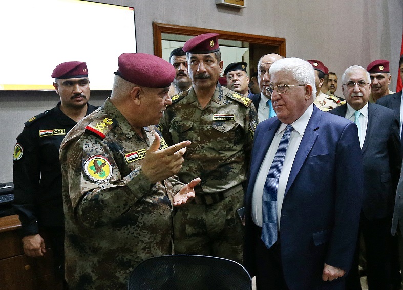 رئيس الجمهورية يزور قيادة عمليات بغداد