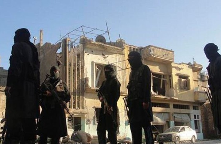 شيخ موصلي: نواب المحافظة سلمونا لداعش