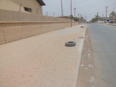 مقاولو المقرنصات في كربلاء يتركون مواقع العمل دون تنظيف (مصور)