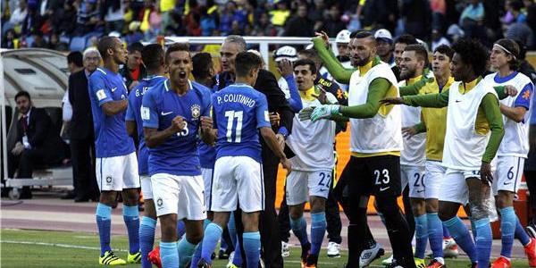 البرازيل تمطر شباك الإكوادور بثلاثية بعقر دارها بالتصفيات المؤهلة لمونديال روسيا
