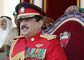 البحرين تستعين بقائد سابق للشرطة في أمريكا لتنفيذ إصلاحات