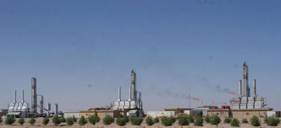 مصفى النجف يحقق عائدات للمحافظة تقدر باكثر من 17 مليار دينار خلال عام 2011