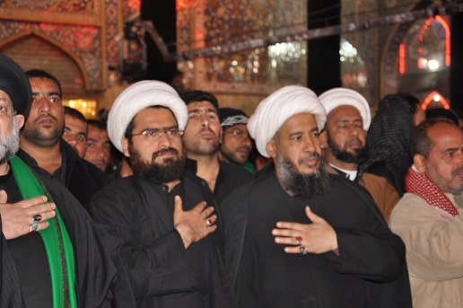 نجل المرجع النجفي يشارك في زيارة الاربعين مع موكب اهالي النجف بالصحن الحسيني