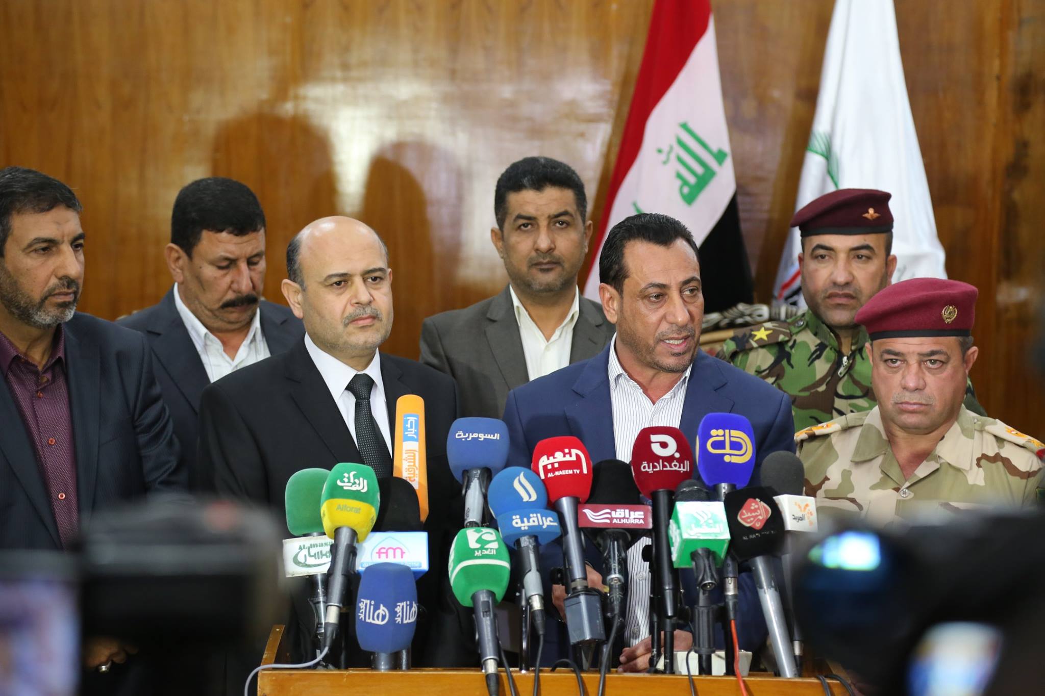 محافظ البصرة يعلن التوصل لبعض الخيوط التي تقود لألقاء القبض على المتورطين بجريمة قتل ائمة المساجد في قضاء الزبير