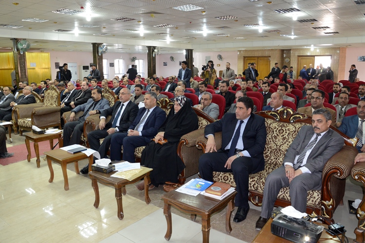 محافظات الفرات الأوسط تدعو إلى حل الإشكالات بين الحكومات المحلية والوزارات(مصور)