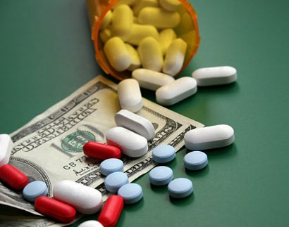 شرطة كربلاء: القبض على ثلاثة متهمين بترويج الحبوب المخدرة بينهم صيدلاني