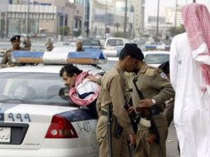 الامن السعودي يعتقل 4 بينهم عالم دين