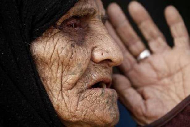 عراقية تسعينية نجت من داعش بفضل 20 دجاجة: ما شفنا مثل هاي الحرب