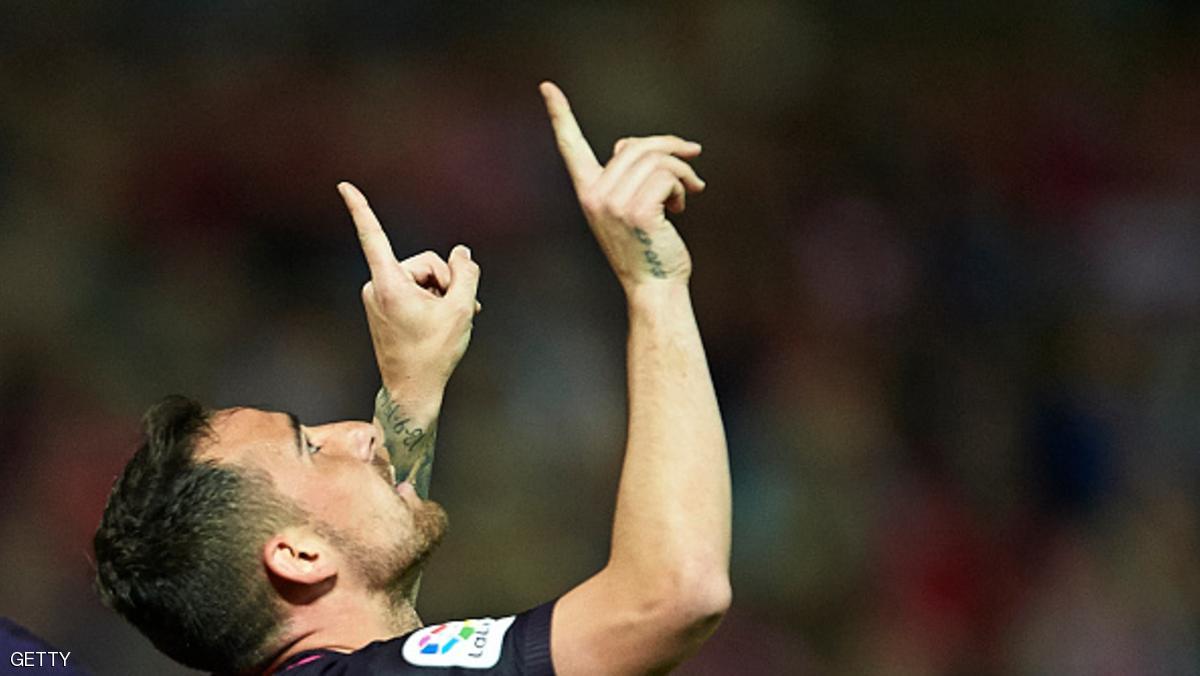 رباعية لبرشلونة أمام غرناطة ومطاردة للغريم "الملكي"