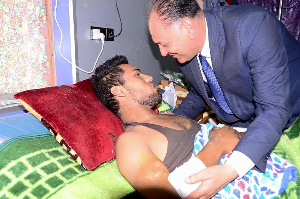 بالصور: نقابة الصحفيين العراقيين تزور جرحى الجيش والحشد الشعبي