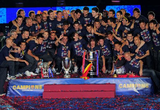 قائمة باسماء افضل عشر فرق عالمية حسب التصنيف الجديد و برشلونة في صدارتها