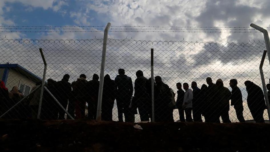 منظمة دولية تتهم كردستان باحتجاز فارين جدد من الموصل