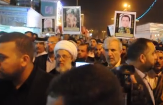 بالفيديو :ممثل المرجع السيستاني يشارك بتشييع شهداء لواء علي الاكبر