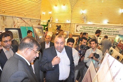 مقتنيات متحف الامام الحسين تشارك في معرض تراث الفنون الاسلامية بالنجف الاشرف(مصور)