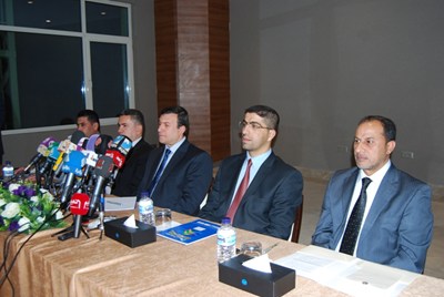 محافظي الفرات الاوسط يجتمعون في كربلاء لمناقشة الواقع الامني والخدمي  ويقررون اختيار العناصر الكفوئة لإدارة الأجهزة الامنية