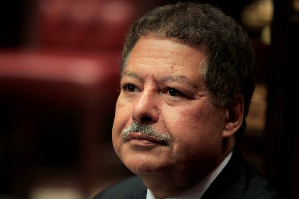 وفاة العالم المصري الحائز على جائزة نوبل أحمد زويل