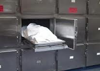 الناصرية : طفل يستعيد وعيه ‏في ثلاجة الموتى