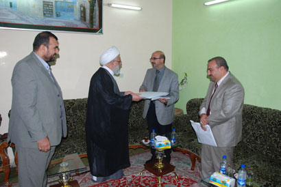 الأمانة العامة للعتبة الحسينية المقدسة تكرم أطباء من دائرة صحة كربلاء(مصور)