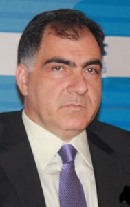 السجن 15 سنة لمدير المصرف التجاري ومستشارته الاردنية الهاربين خارج العراق