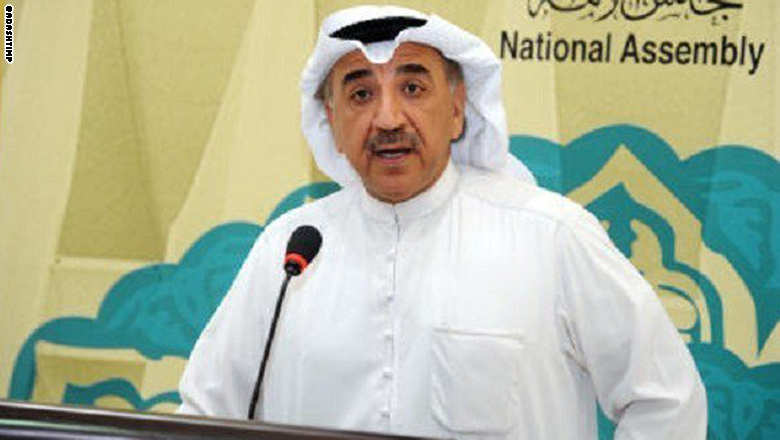 نائب كويتي يعيد نشر مقال عن ربط الشيعة الخاطئ بالفرس وأنه على العكس 90% من علماء السنة أصلهم فارسي