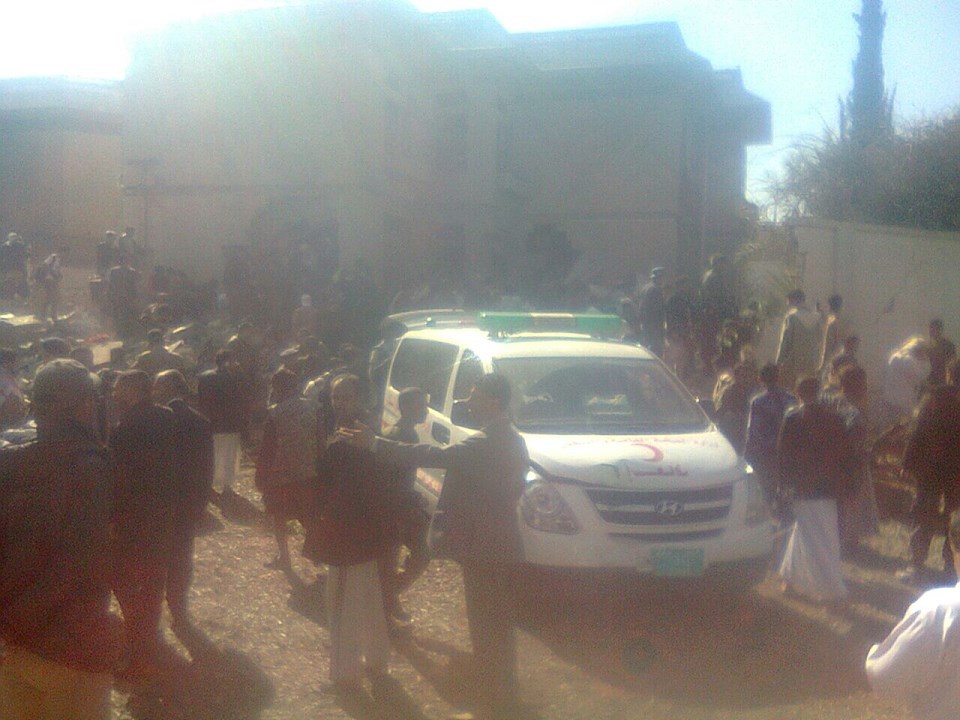 بالصور :هجوم انتحاري يستهدف السفير الايراني باليمن