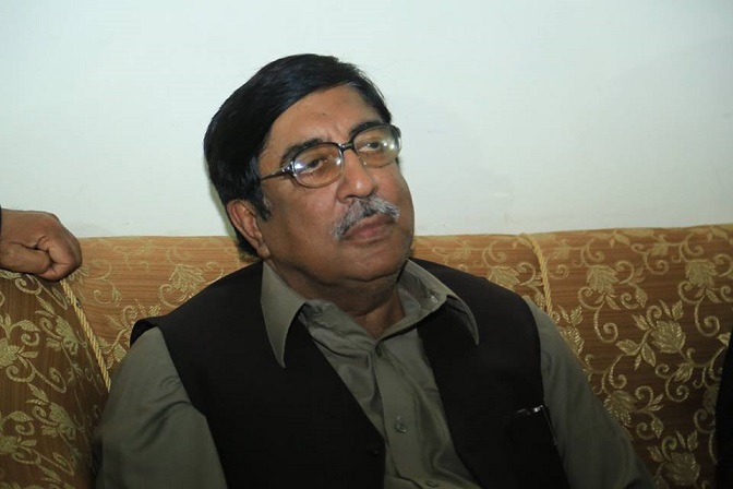 عضو مجلس الشورى الباكستاني يصف اسبوع العتبتين الحسينية والعباسية بالمبادرة الطيبة ويقول ان الارهاب في بلاده صناعة خارجية