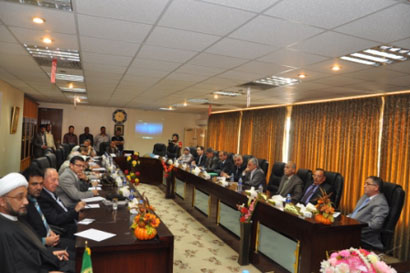 وفد الماني يزور جامعة الكوفة(مصور)