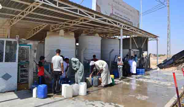 شاهد كيف تغذي العتبة الحسينية المقدسة ابناء مناطق كربلاء بمياه شرب عالي النقاوة (R.O) مجاناً من خلال محطات تصفية