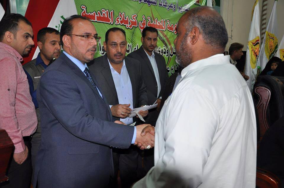 مجلس كربلاء يمنح مبلغ 10 مليون دينار لعائلة كل شهيد من ذوي الحشد الشعبي