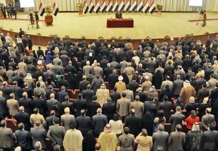 سحب الثقة والفوضى السياسية يدخل العراق النفق المظلم?!