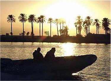 عقدوا مؤتمرا وطالبوا بحقوقهم ....صحفيو البصرة يحتجون على صحافة بغداد